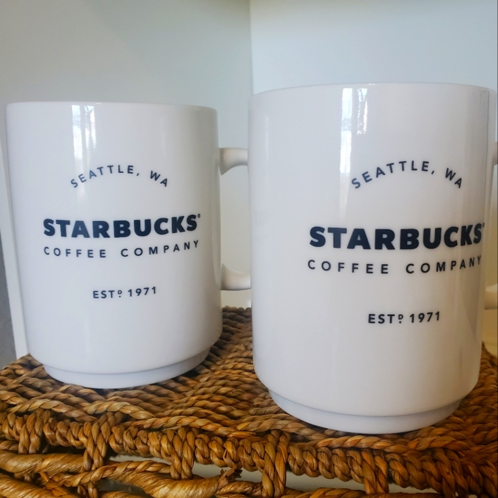 Starbucks Seattle coffee mugs, set of 2, 14 Oz each